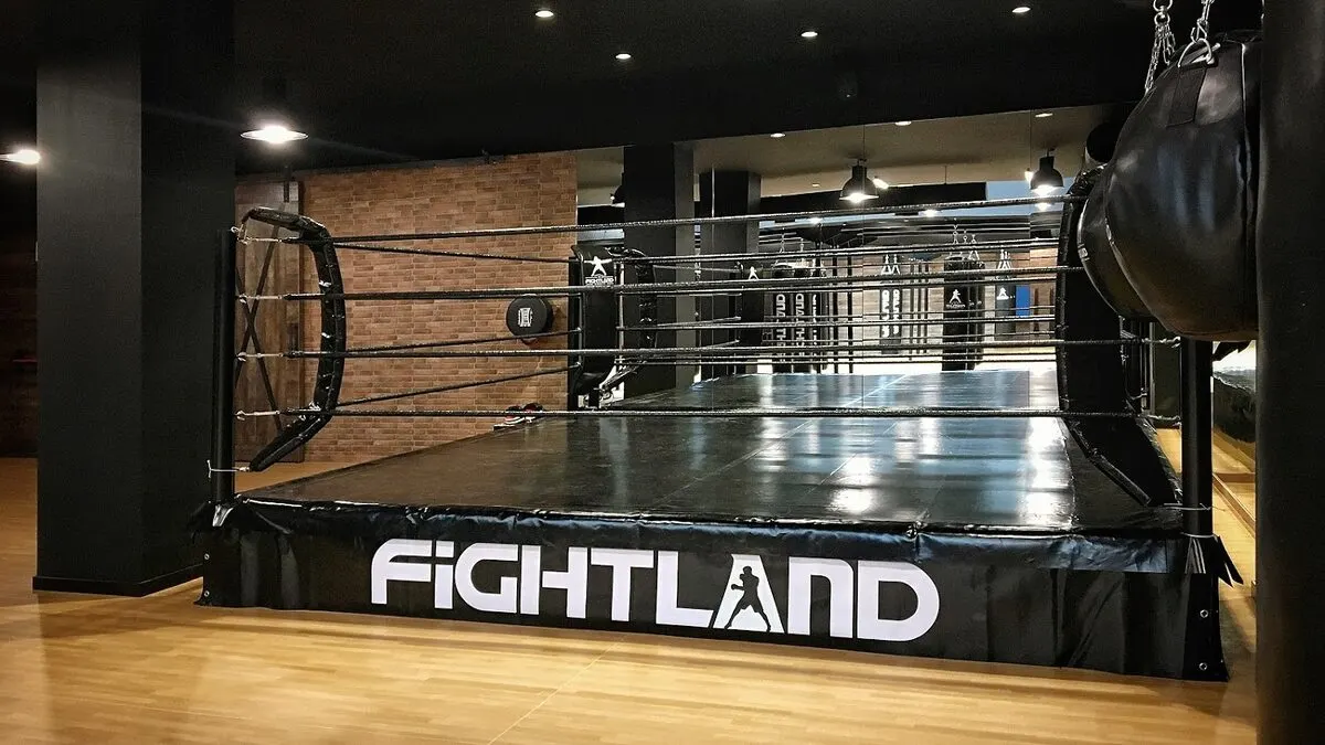 Fightland - A Coruna