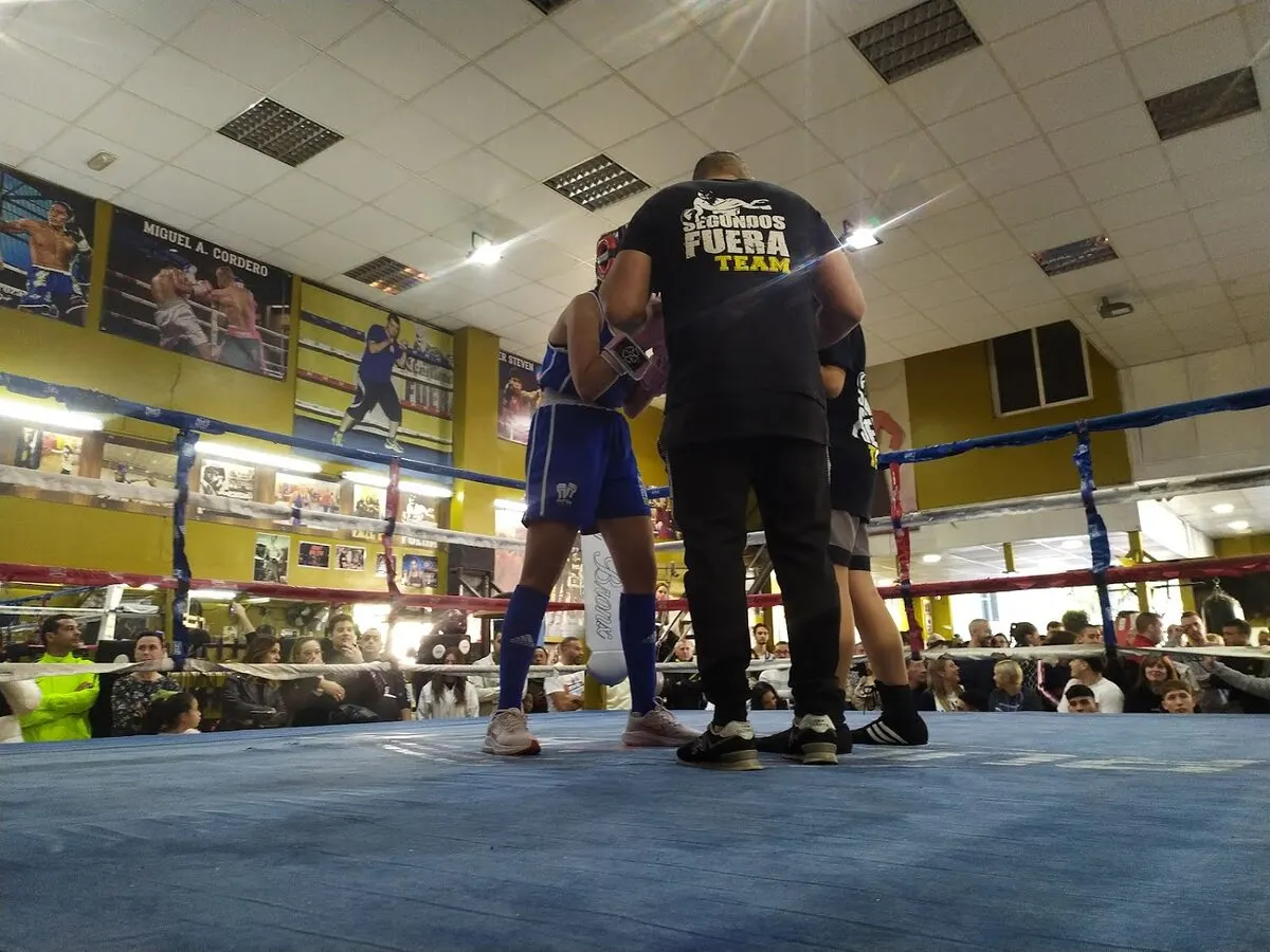 Escuela de Boxeo y acondicionamiento físico SEGUNDOSFUERA