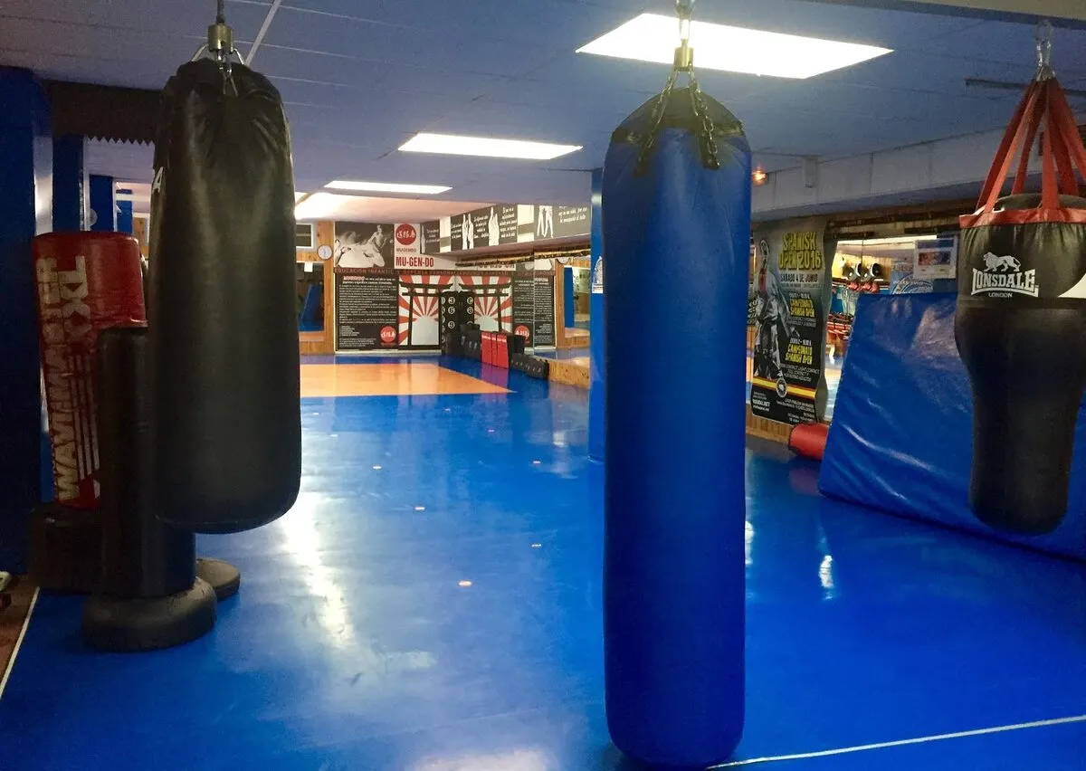 Artes marciales Kick Boxing Defensa Personal Viladecans - Mugendo