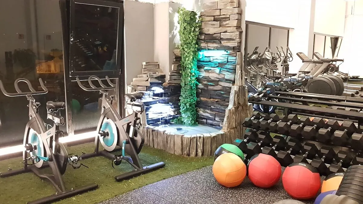 ADIS SPORT CENTER (GIMNASIO) - Gimnasio en Meruelo