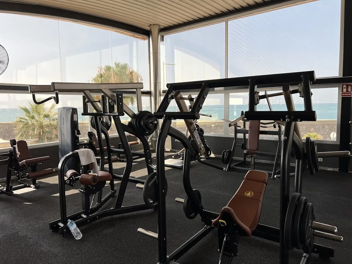 Gimnasio Titan M-M