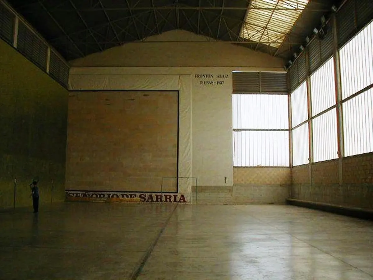 Frontón de Tiebas - Tiebas-Muruarte de Reta
