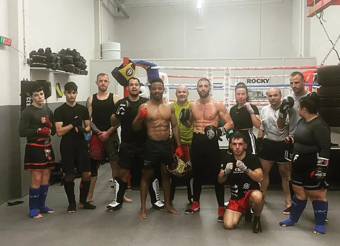 CKM Combat Academy - Escuela de kickboxing en O Porriño